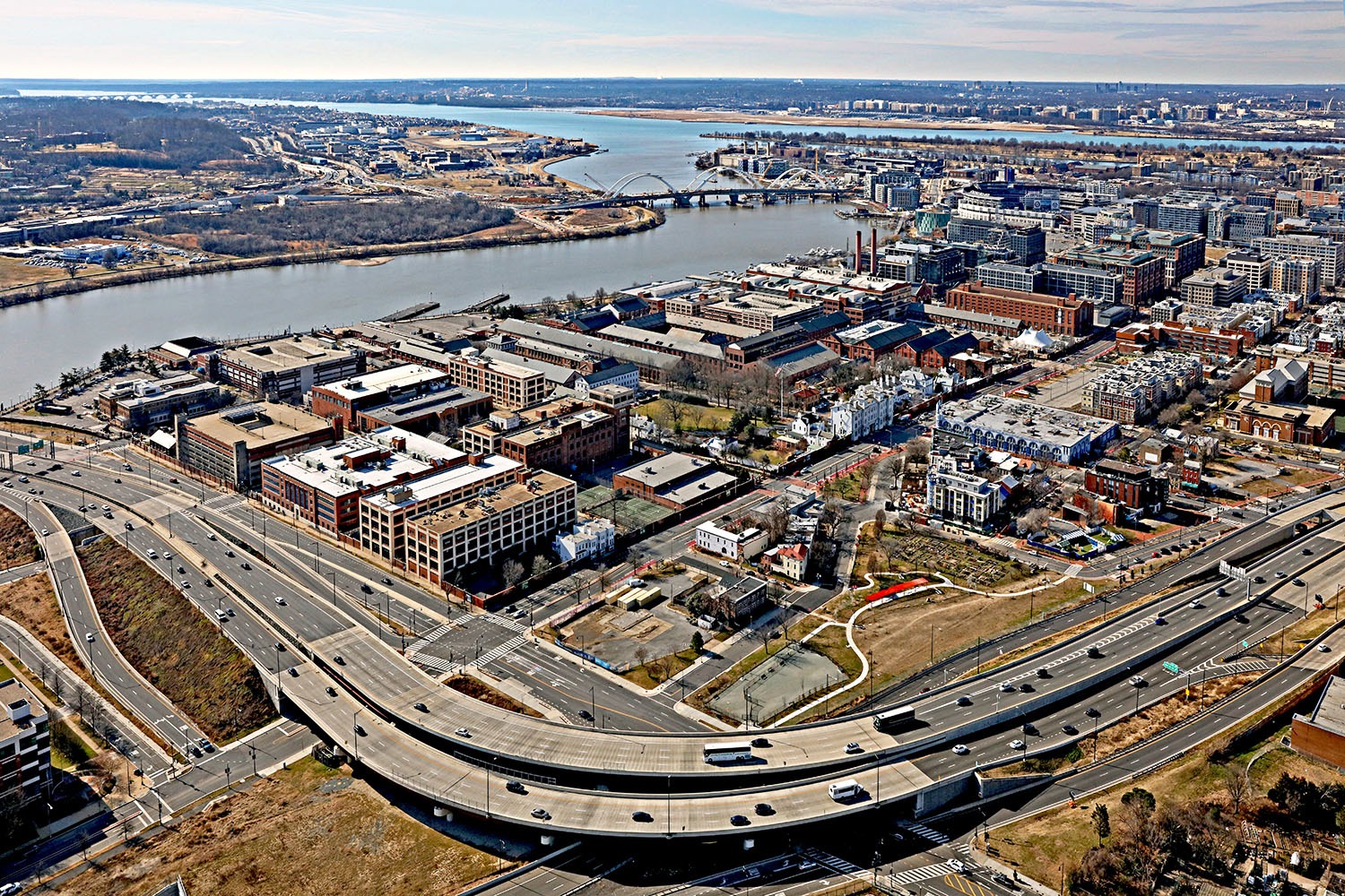 Arial photo of the Washington Navy Yard